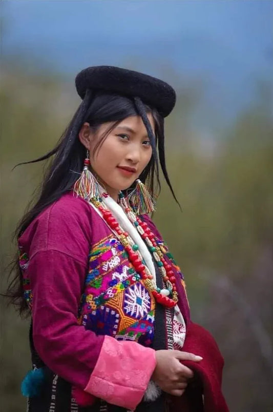Bhutan's "Spider Hat" from the Zhuba Tribe in the Land of the Snow Monster - Gandhanra-ART