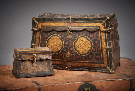 Tibetan Chests: The "Hermès" of Tibetan Handicrafts
