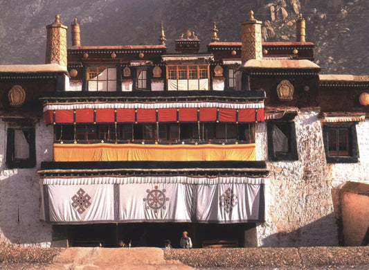Six Hundred Years of the Eastern Buddhist Monastery: Drepung Monastery in Texts and Images (Part 1)