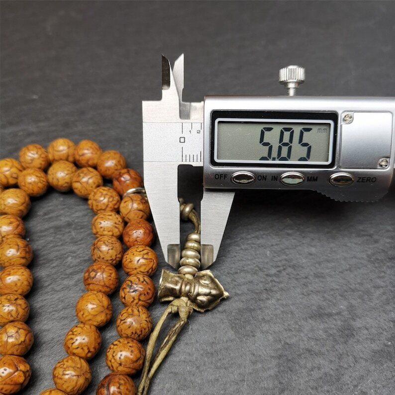 108 Dragon Eye Bodhi Prayer Beads 0.35"