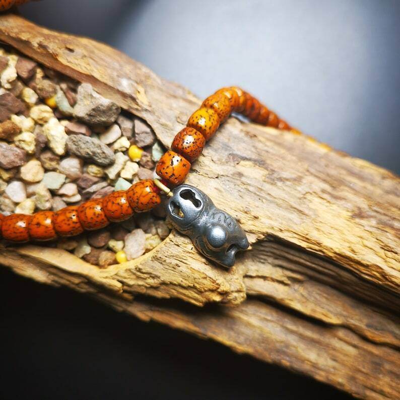 Mala Counter, Snow Lion Pendant - Gandhanra-ART