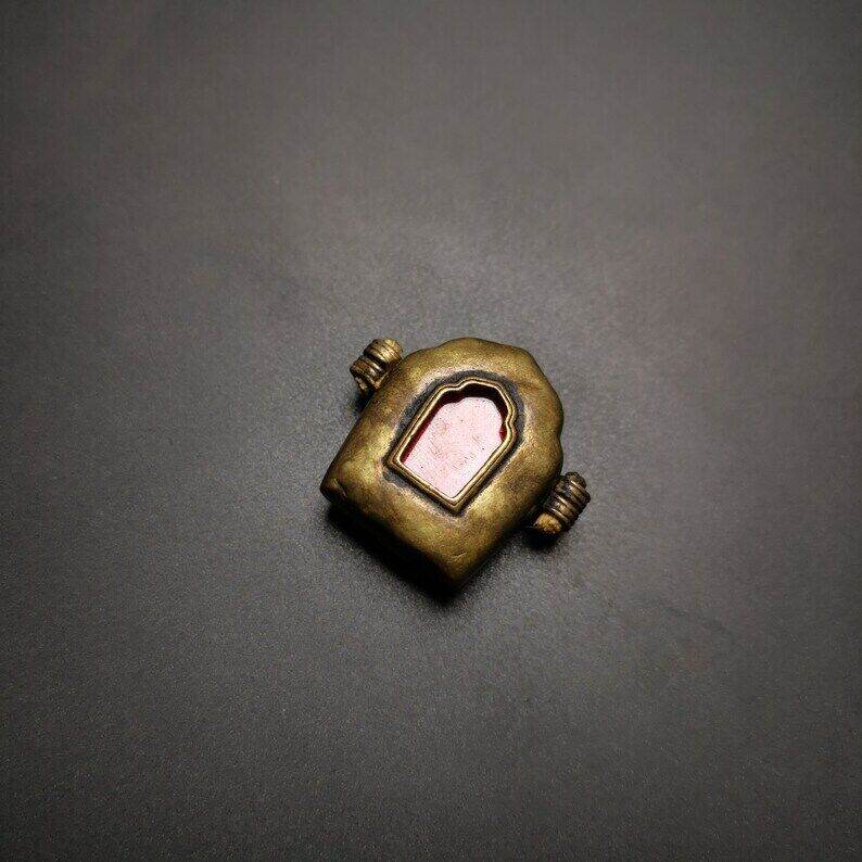 Gau Ghau Shrine, Altar Amulet Pendant - Gandhanra-ART