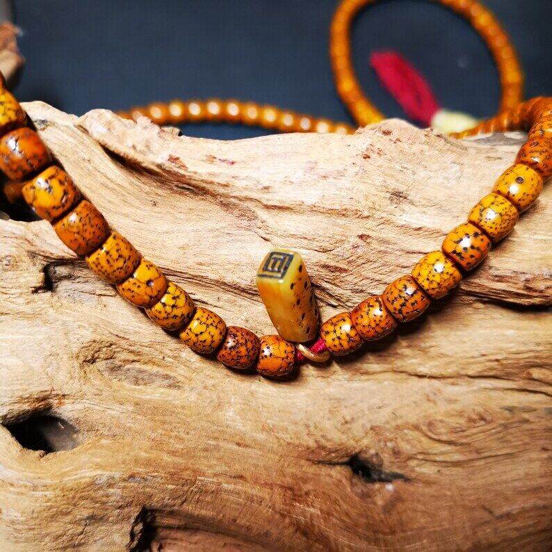 Yak Bone Carved Mantra Dot Stamp Prayer Bead Pendant,Mala Counter Clip Amulet - Gandhanra-ART