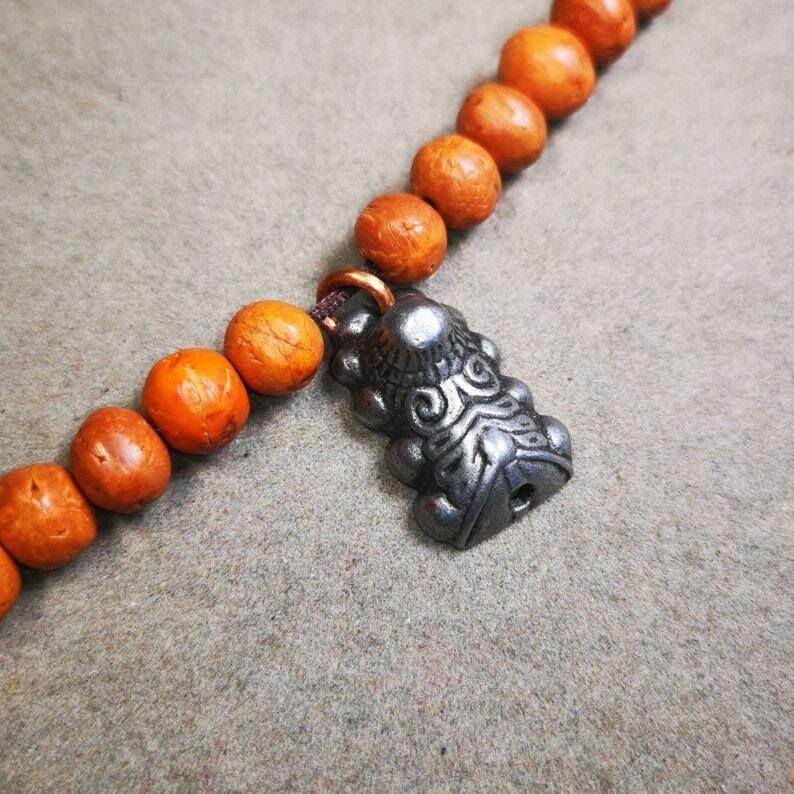 Mala Pendant,Snow Lion Amulet for Prayer Beads - Gandhanra-ART