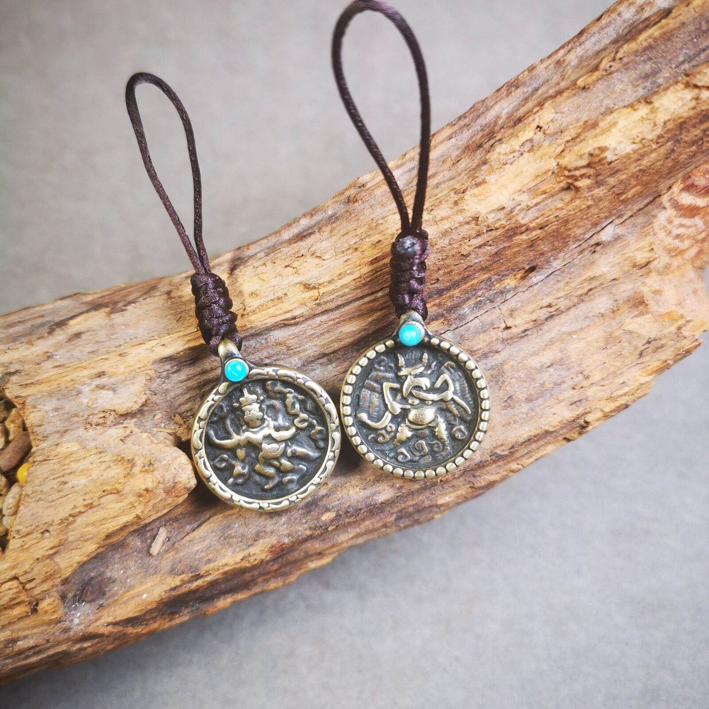 Buddhist Amulet,Bag Hanging, Garuda / Vajrapani - Gandhanra-ART