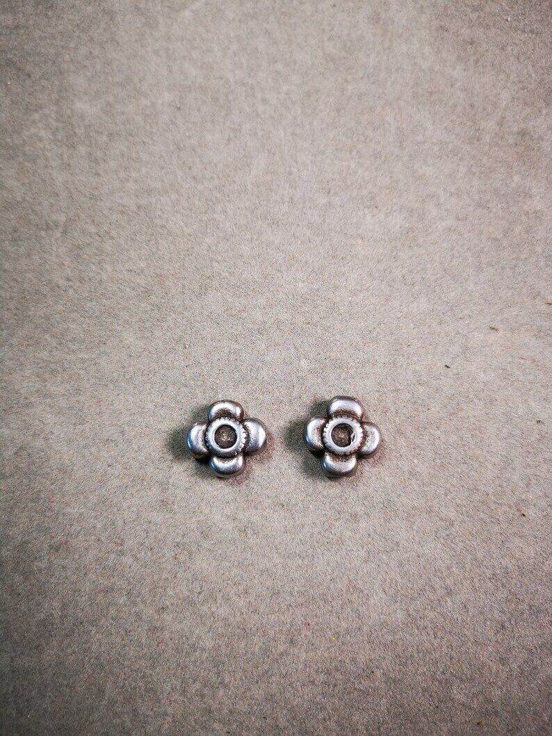 Amulet Pendant,Mini Gesang Flower,Mala Prayer Beads Accessories - Gandhanra-ART