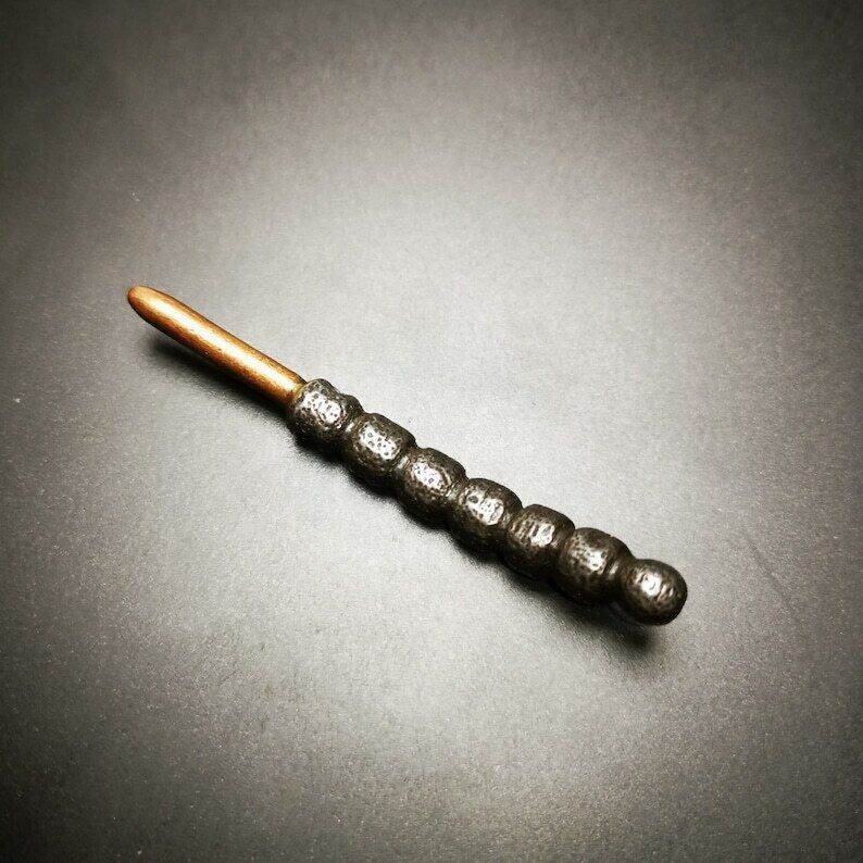 Handmad Charm Pendant,Tibetan Cordyceps Sinensis,Made of Cold Iron and Brass - Gandhanra-ART