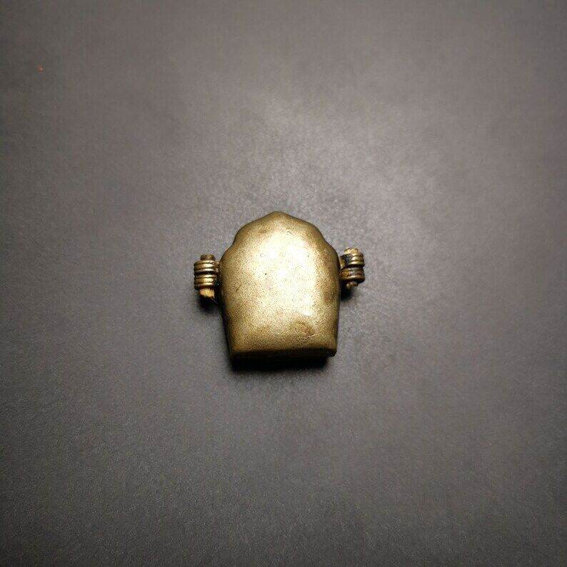 Gau Ghau Shrine, Altar Amulet Pendant - Gandhanra-ART