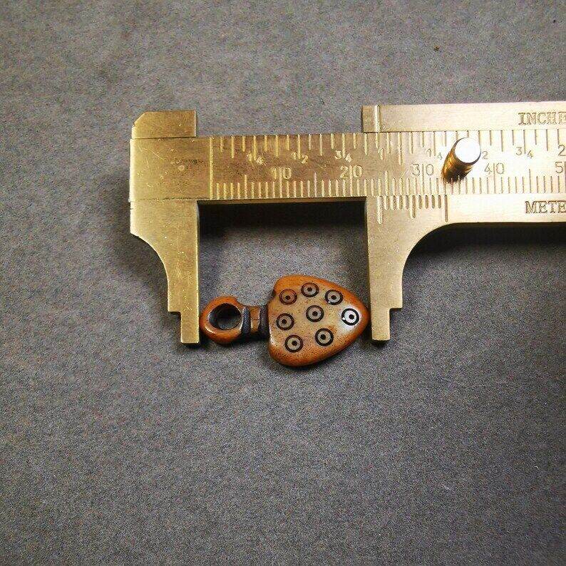 Yak Bone Carved Mantra Dot Prayer Bead Pendant - Gandhanra-ART