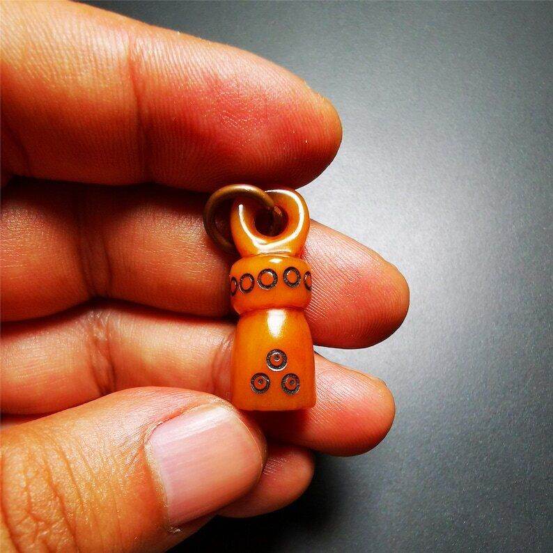 Yak Bone Carved Seal Amulet - Gandhanra-ART