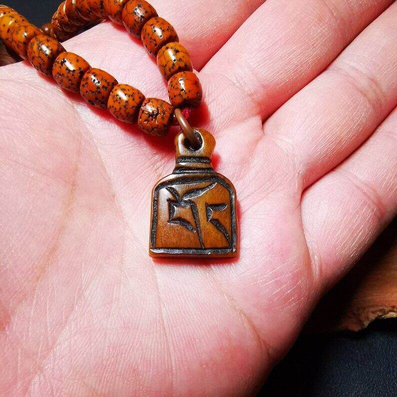 Yak Bone Carved Letter Prayer Bead Pendant - Gandhanra-ART
