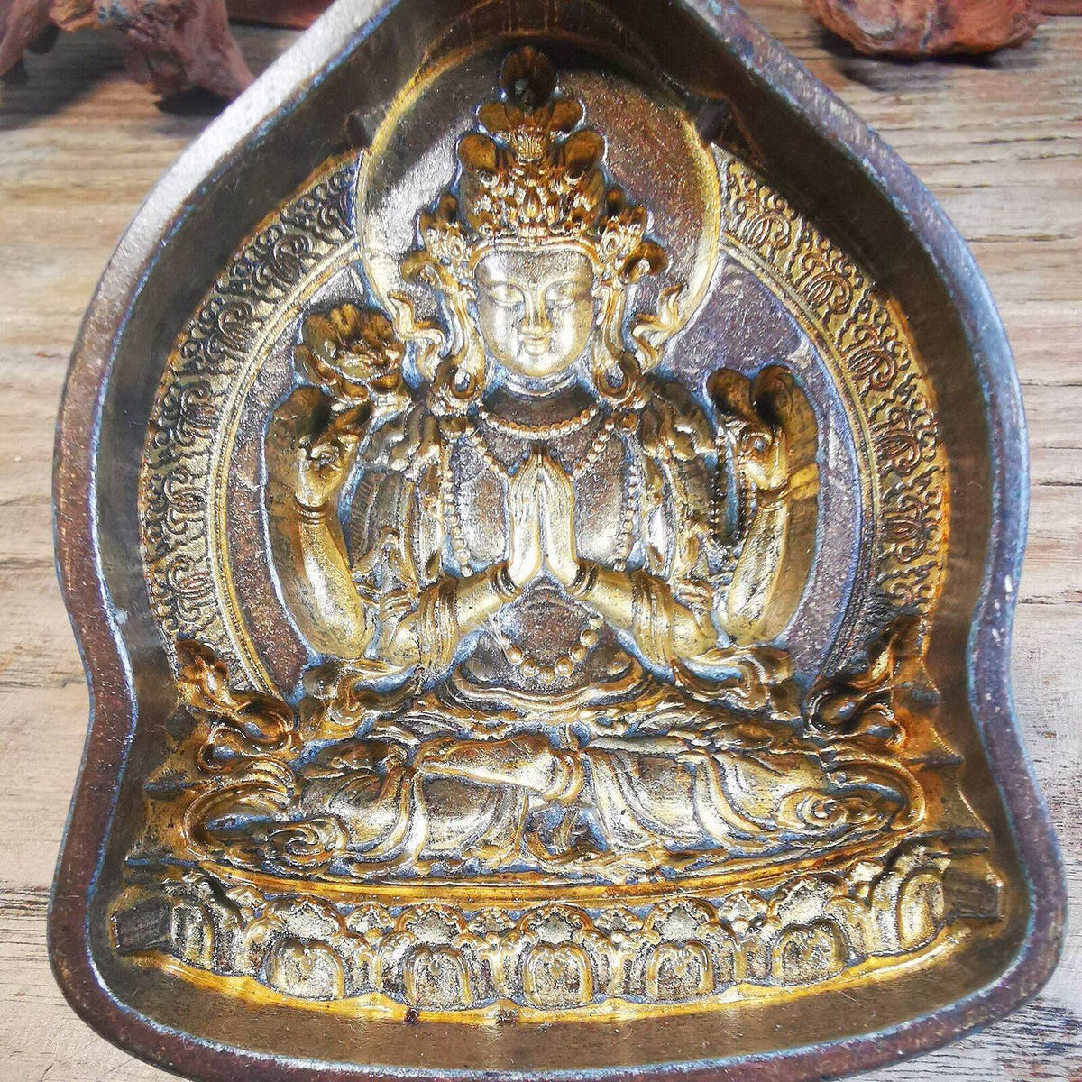 Tsa-Tsa Mold Chenrezig,Four Armed Padmapani - Tibetan tsa tsa mold, size reference