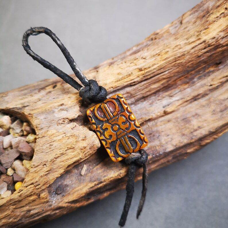Buddhism Vajra Pendant,Hand Carved Yak Bone Dorje Amulet - Gandhanra-ART