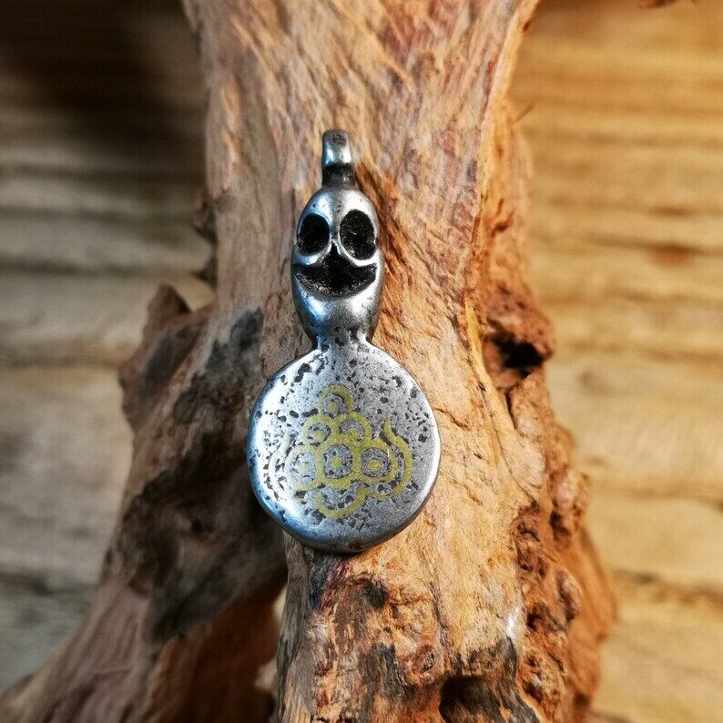 Gandhanra Handmade Buddhist Amulet,Skull Sītavana Flame Pendant Leather Necklace