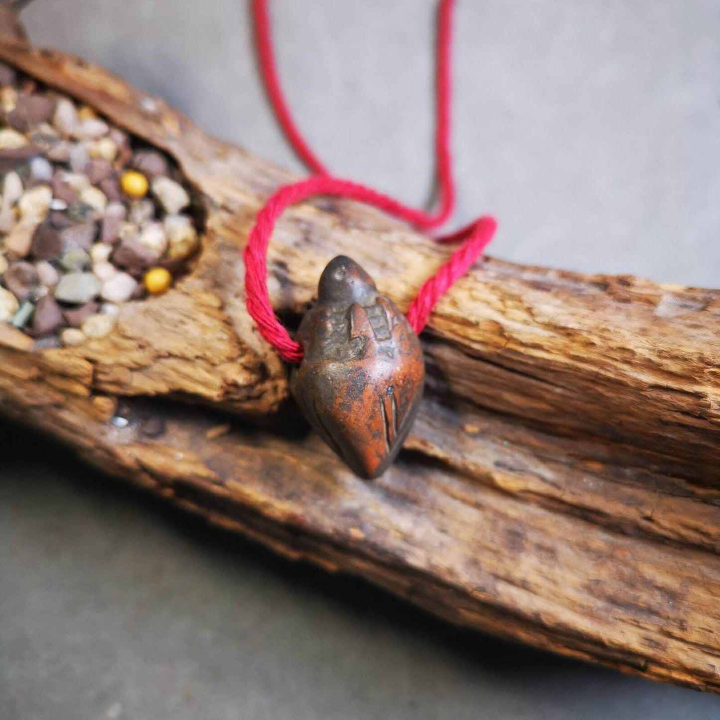 Old Tibetan Niang La Tsa Tsa Statue Amulet, Small Stupa,Pagoda Pendant - Gandhanra-ART