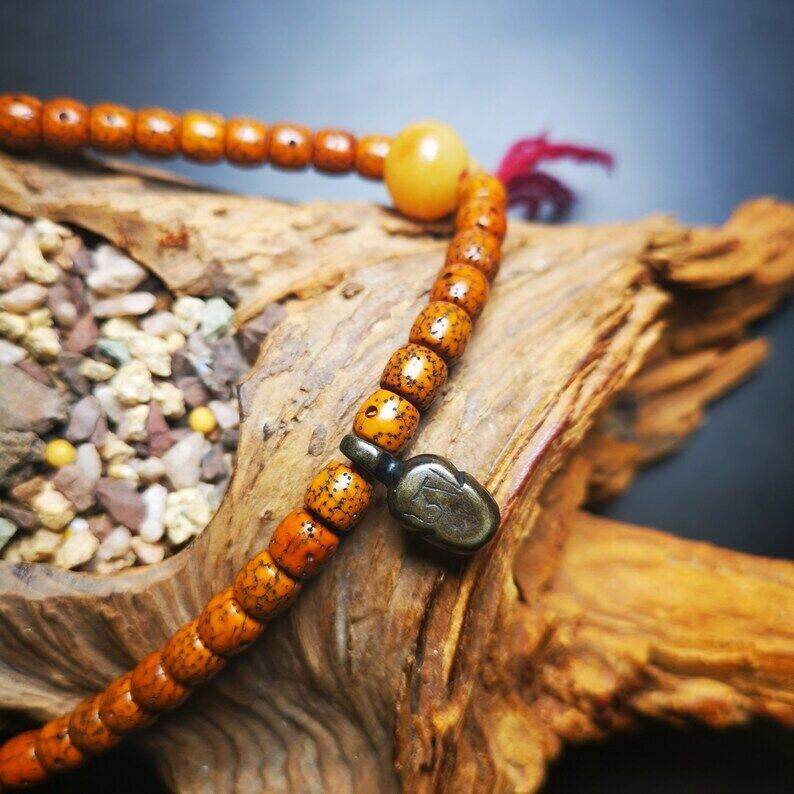 Mala Pendant,Skull Shape Bum Counter Clip for Prayer Beads - Gandhanra-ART