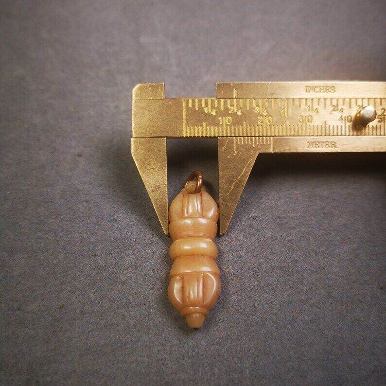 Yak Bone Amulet,Vajra Pendant for Mala,Prayer Beads - Gandhanra-ART