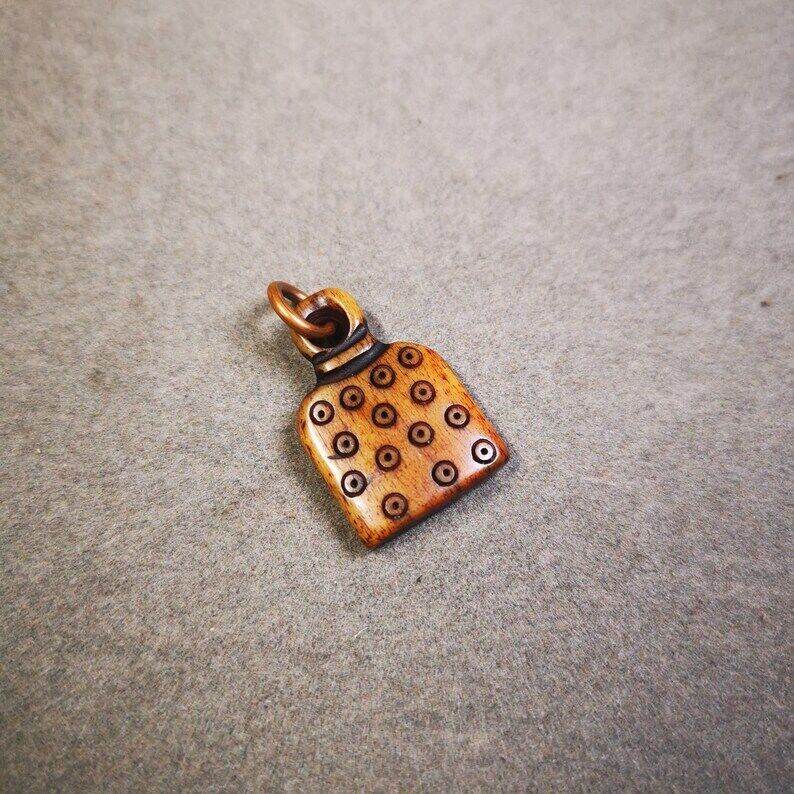 Yak Bone Carved Letter Prayer Bead Pendant - Gandhanra-ART