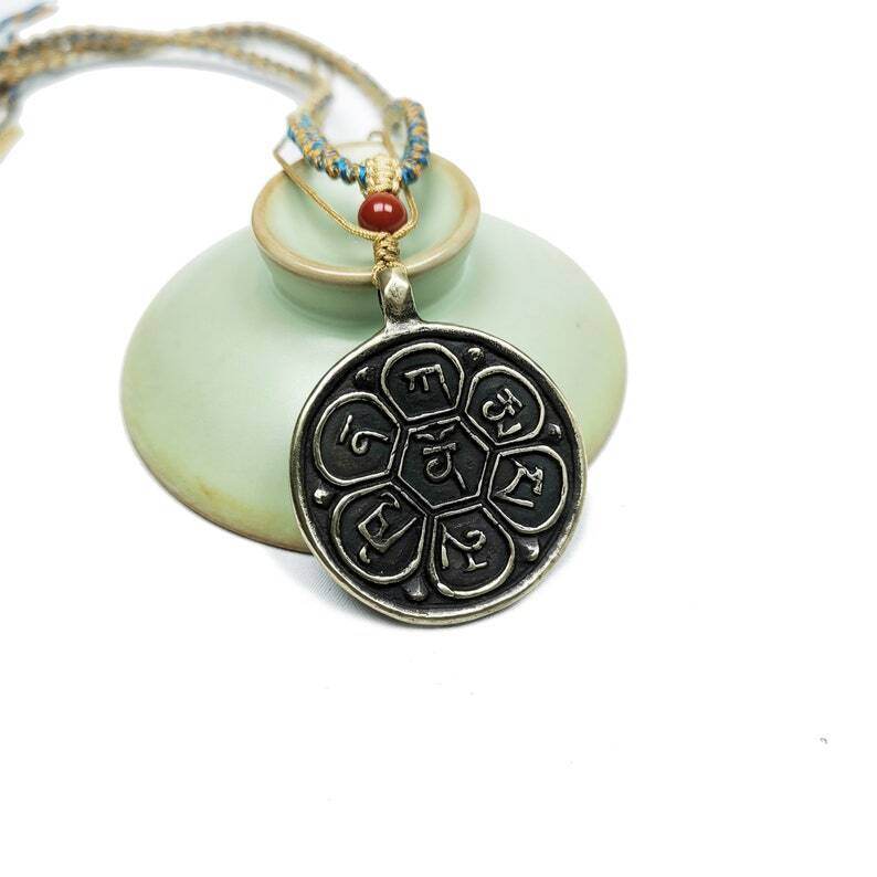 Amulet,Om Badge Pendant, Mantra of Om Mani Padme Hum - Gandhanra-ART