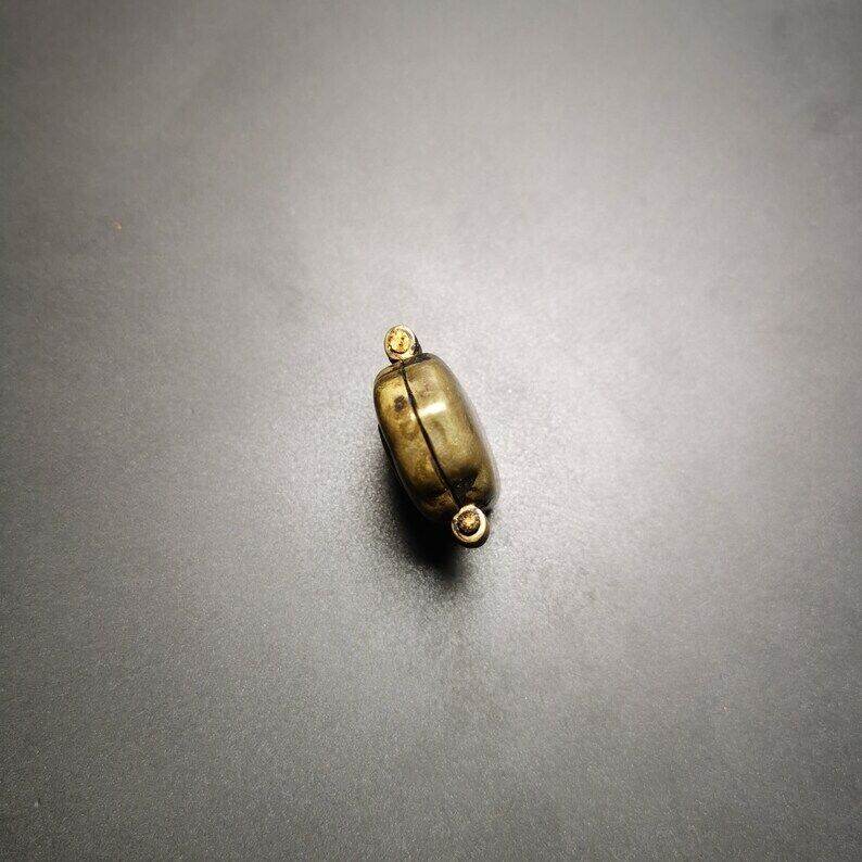 Gau Ghau Shrine, Altar Amulet Pendant - Gandhanra-ART