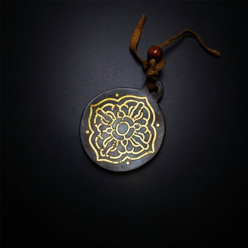Amulet,Melong,SIPAHO,Mandala Badge,Cross Vajra Pattern - Gandhanra-ART