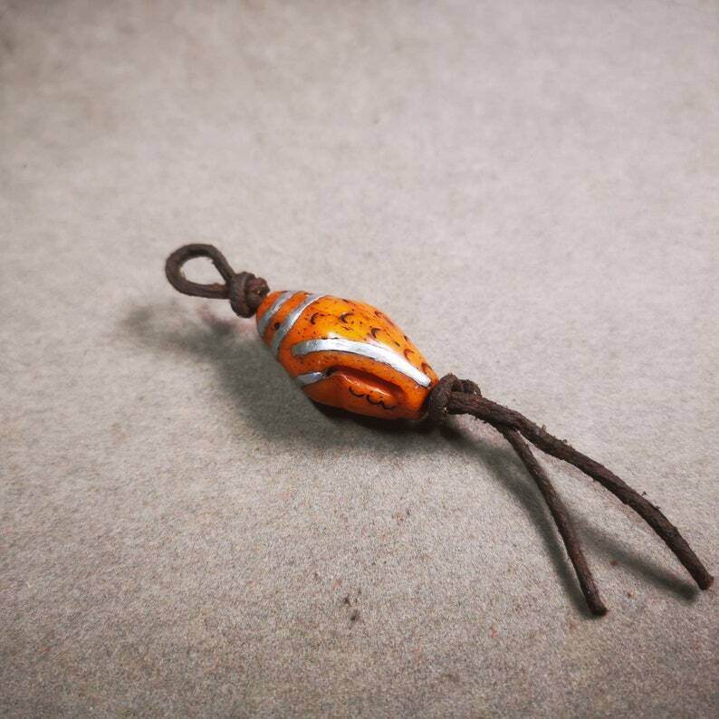 Yak Bone Amulet,Shankha,Conch Pendant for Necklace,Bag Hanging - Gandhanra-ART