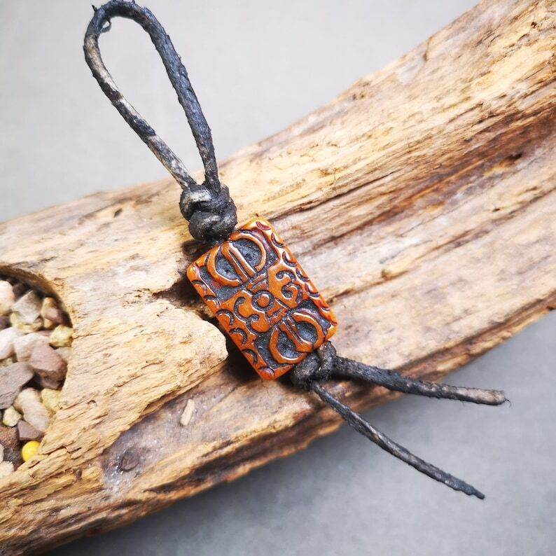 Buddhism Vajra Pendant,Hand Carved Yak Bone Dorje Amulet - Gandhanra-ART