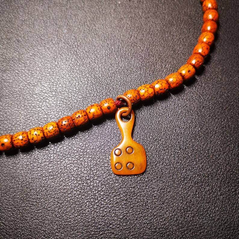 Yak Bone Carved Mantra Dot Prayer Bead Pendant,Bead Counter Clip Amulet for Mala - Gandhanra-ART