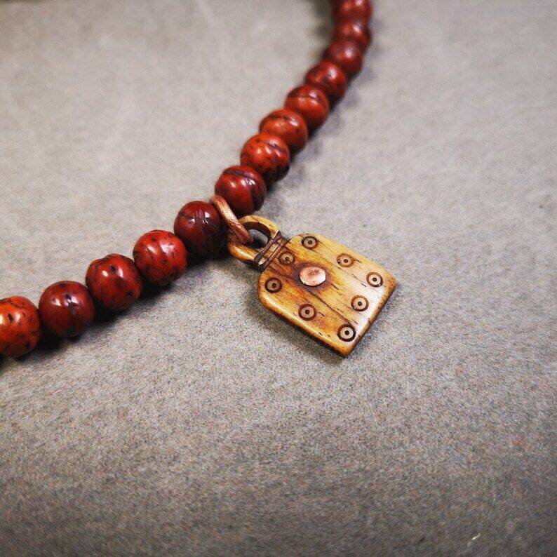 Yak Bone Carved Mantra Dot Prayer Bead Pendant - Gandhanra-ART