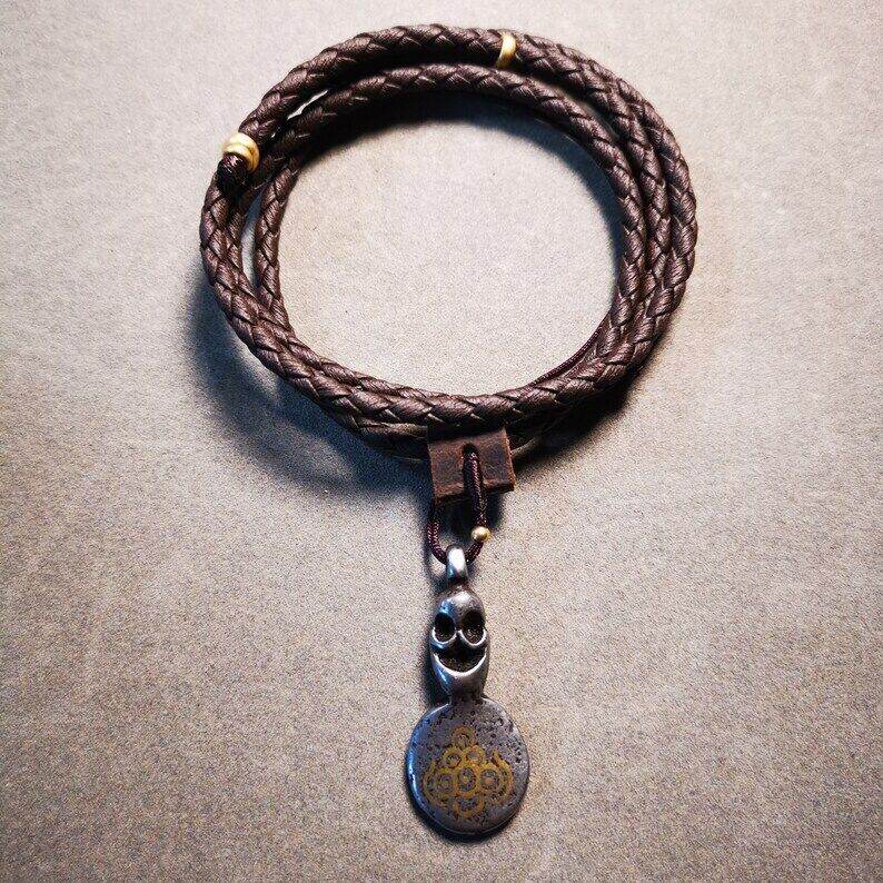Amulet,Skull Sītavana Flame Pendant Leather Necklace - Gandhanra-ART