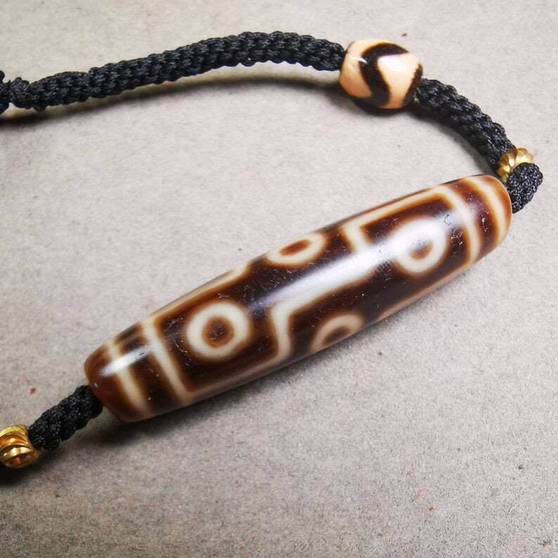 Dzi Bead Necklace,9 Eyed Dzi + Tiget Tooth Bead - Gandhanra-ART