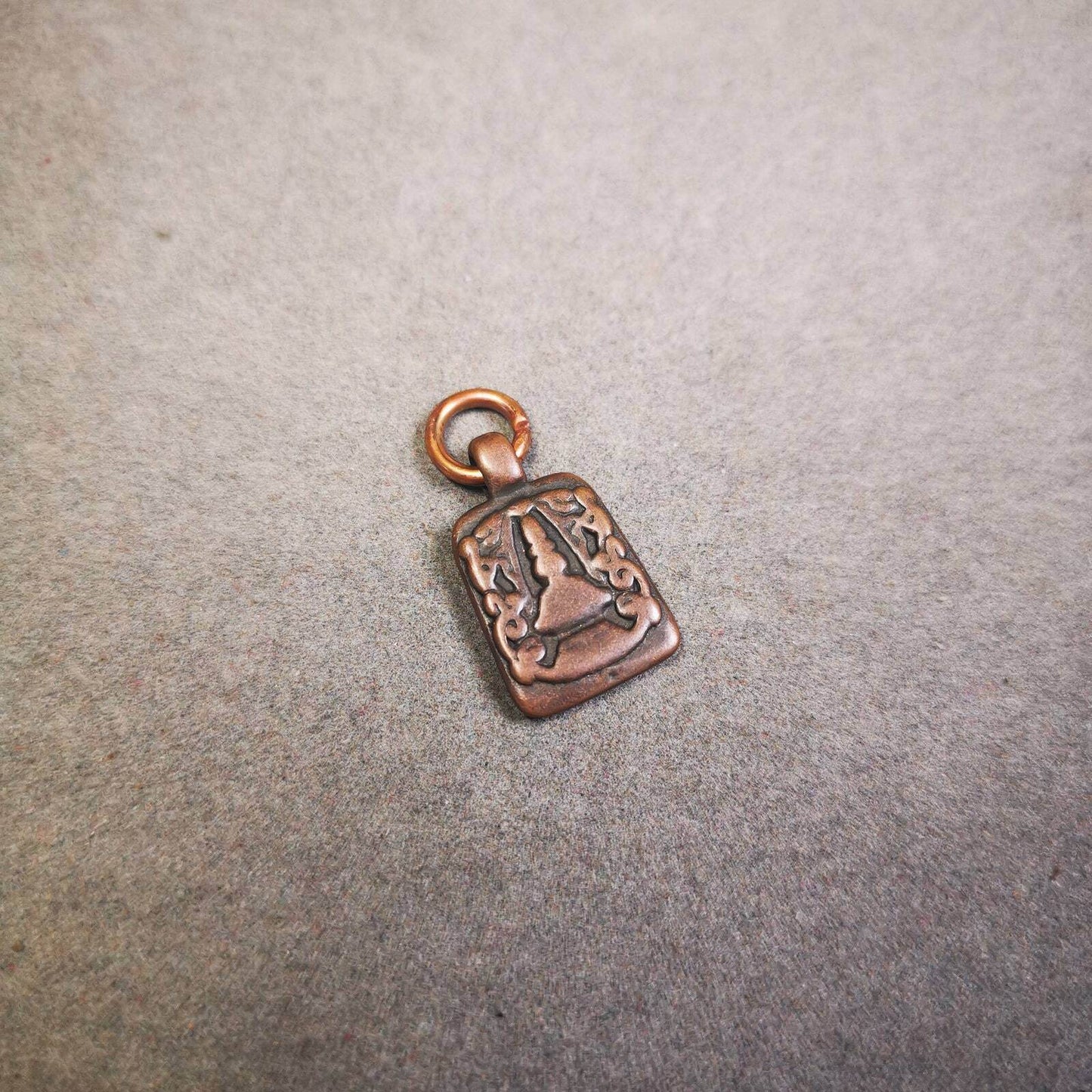 Mala Counter Pendant,Stupa, Pagoda - Gandhanra-ART