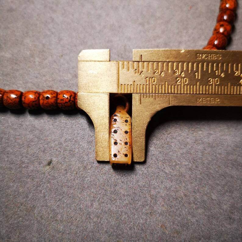 Yak Bone Carved Mantra Dot Stamp Prayer Bead Pendant,Mala Counter Clip Amulet - Gandhanra-ART