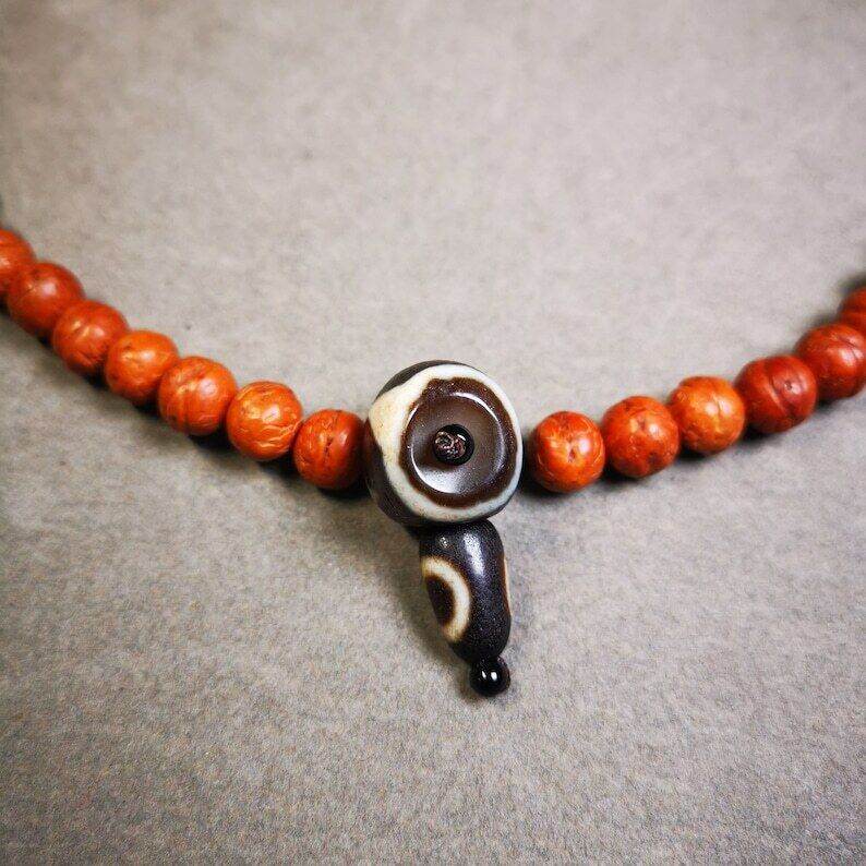 Tiger Tooth Dzi Guru Bead,T-drilled 3-Hole Mala Bead, Prayer Bead,Connector Bead - Gandhanra-ART