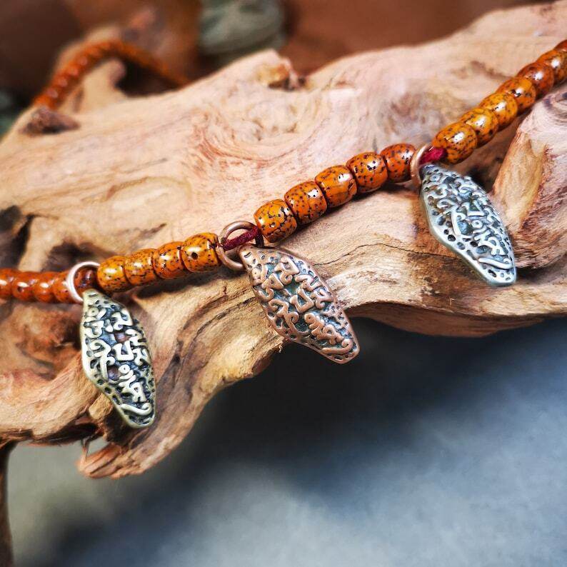 Mala Counter Pendant,OM Bead Amulet - Gandhanra-ART