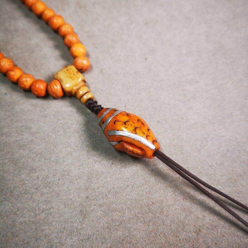 Yak Bone Amulet,Shankha,Conch Pendant for Necklace,Bag Hanging - Gandhanra-ART