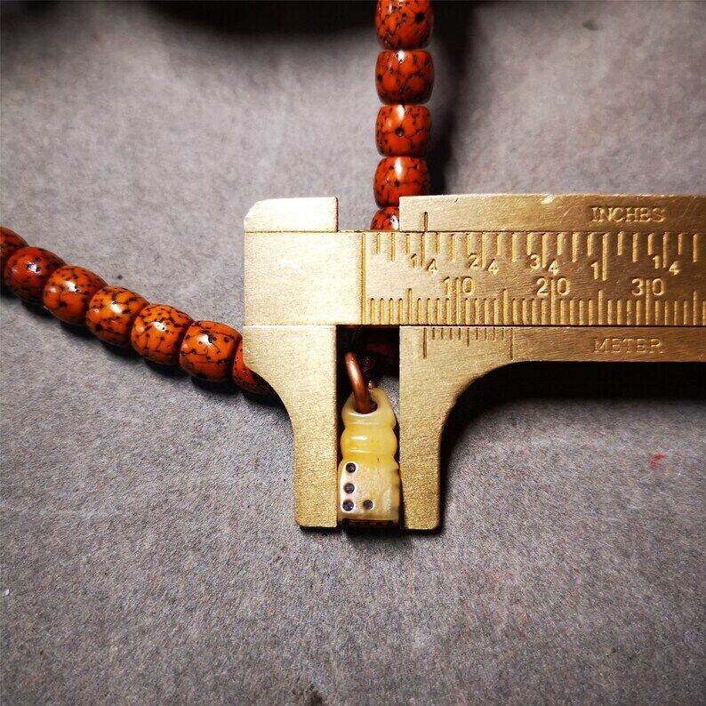 Yak Bone Carved Mantra Dot Stamp Prayer Bead Pendant,Mala Counter Clip Amulet - Gandhanra-ART