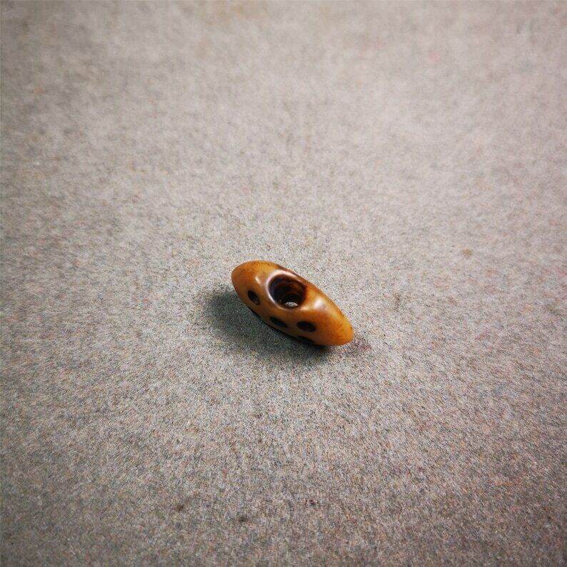 Vajra Pendant Bead - Gandhanra-ART