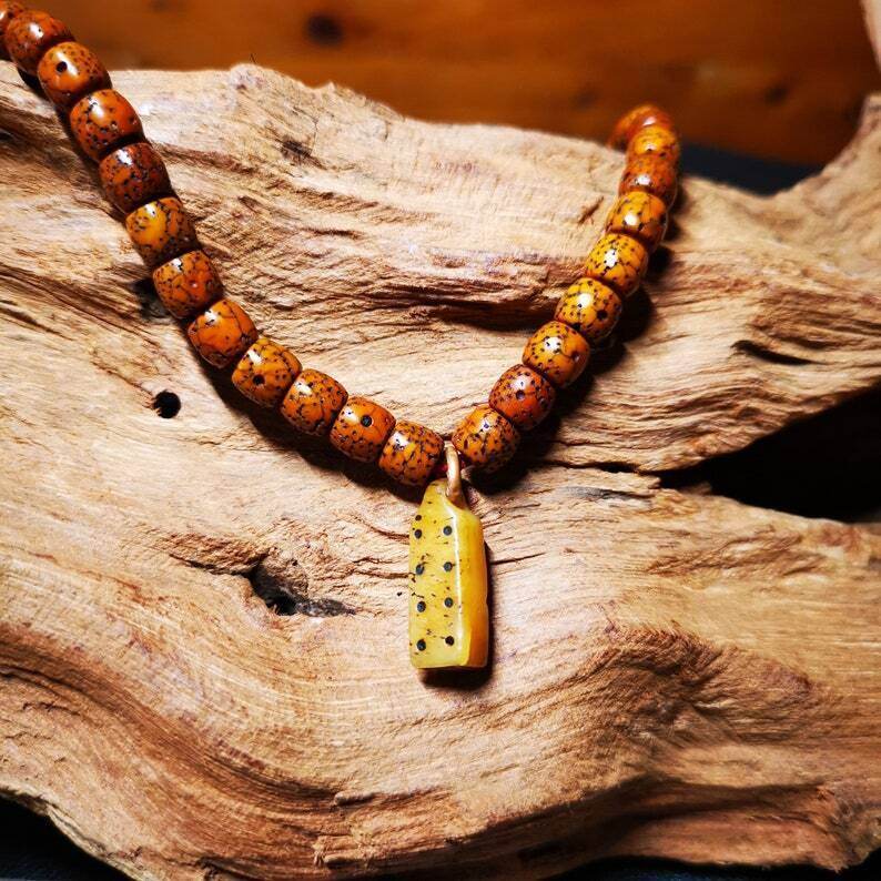 Yak Bone Carved Mantra Dot Stamp Prayer Bead Pendant,Mala Counter Clip Amulet - Gandhanra-ART