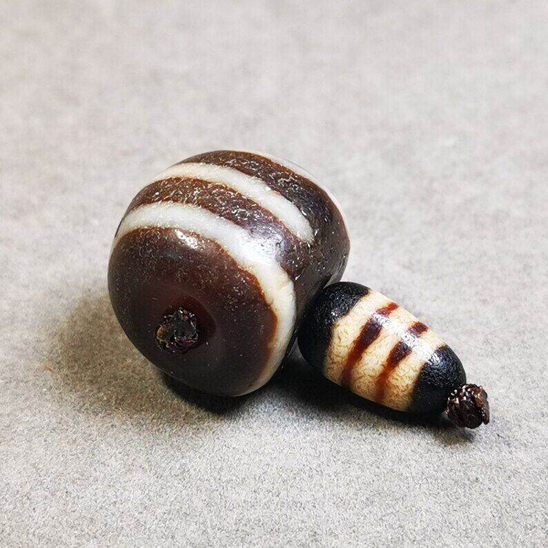T-drilled 3-Hole Mala Bead - Gandhanra-ART