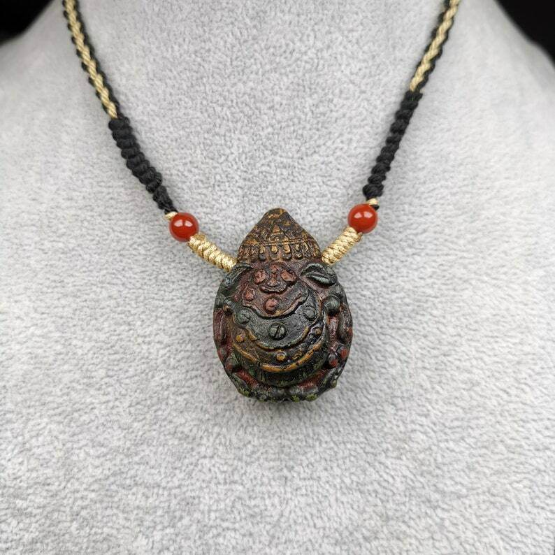 Old Tibetan Tsa Tsa Amulet, Scorpion Guru of Padmasambhava,Scorpion Terma Amulet - Gandhanra-ART