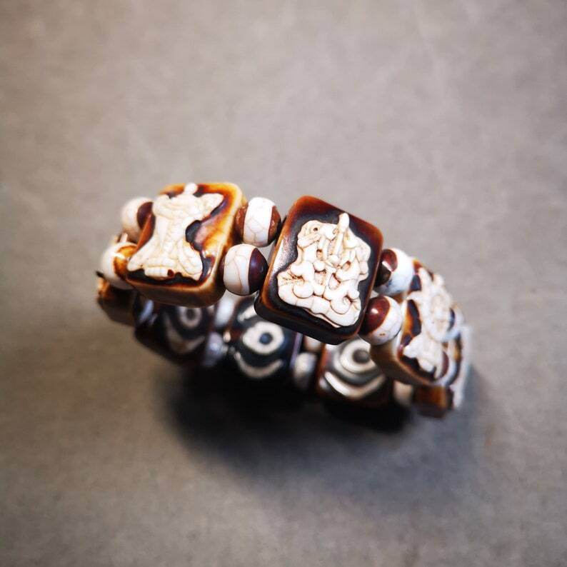 Dzi Agate Ashtamangala Bracelet, Eight Auspicious Bracelet - Gandhanra-ART