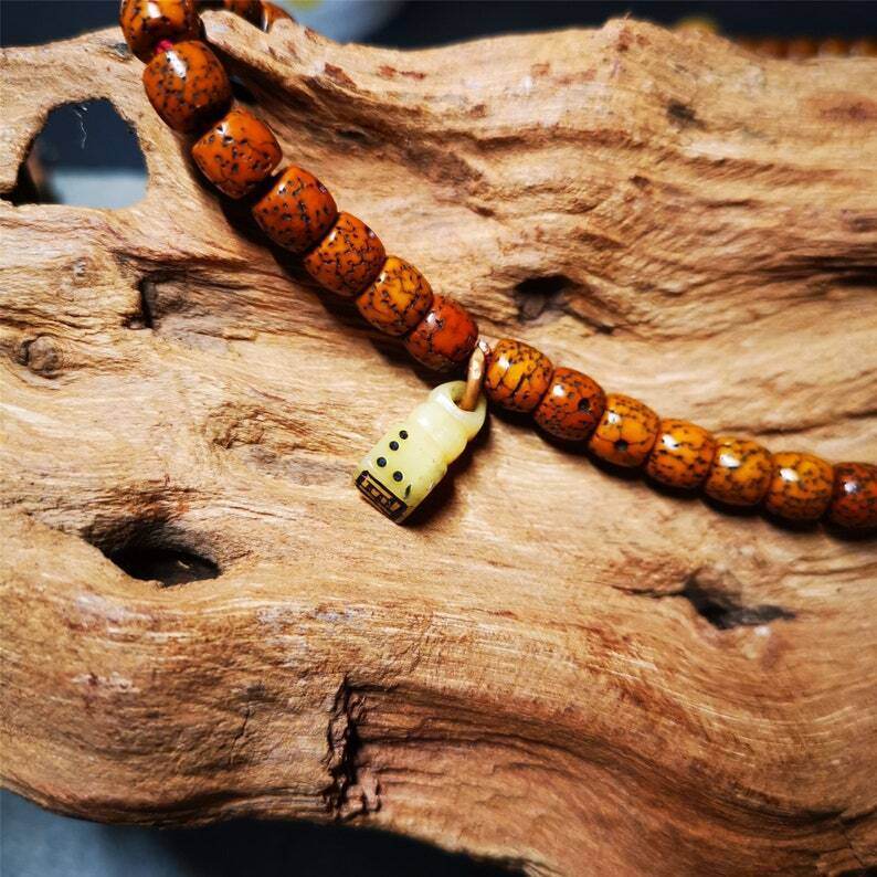 Yak Bone Carved Mantra Dot Stamp Prayer Bead Pendant,Mala Counter Clip Amulet - Gandhanra-ART
