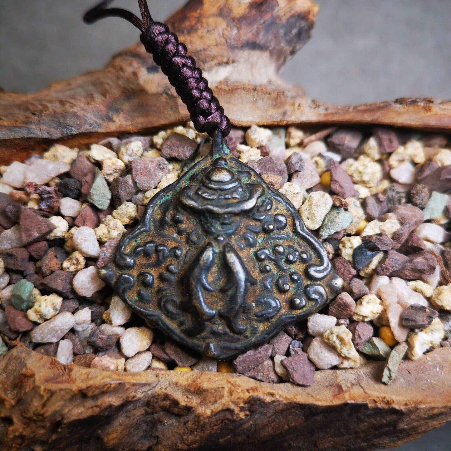 Buddhist Amulet, Vase and Golden Fish Badge,Thokcha - Gandhanra-ART