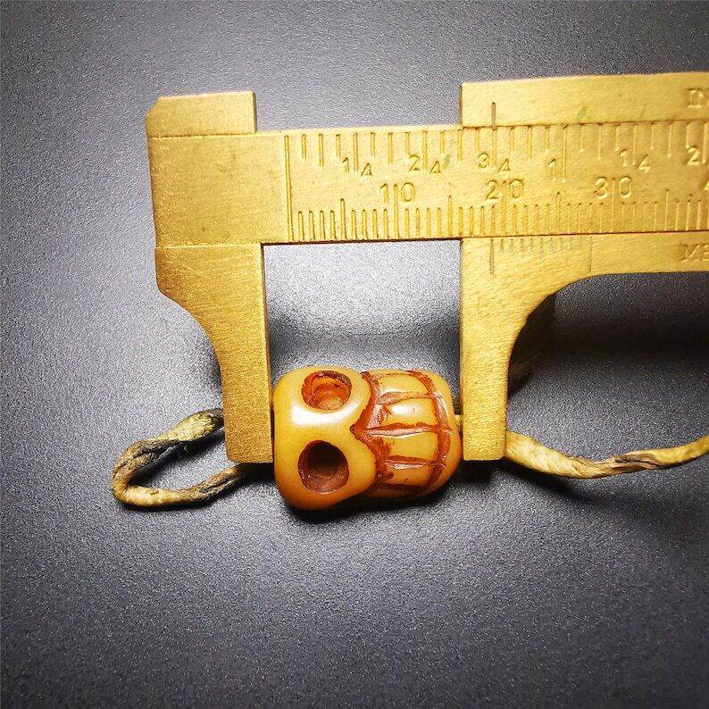 Amulet,Yak Bone Carved Skull Citipati Pendant - Gandhanra-ART
