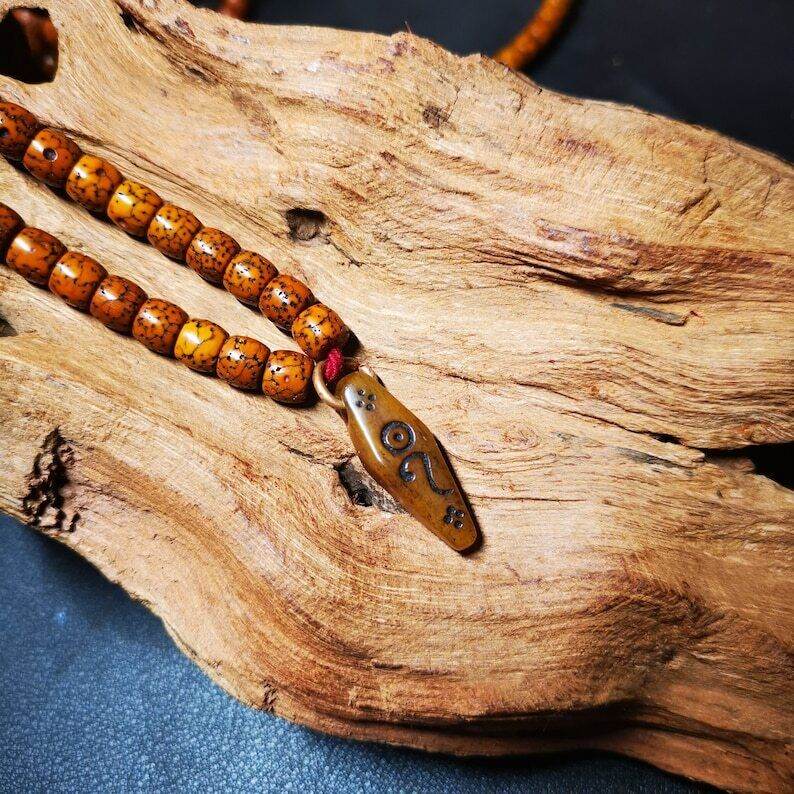 Yak Bone Carved Mani Jewel Prayer Bead Pendant - Gandhanra-ART