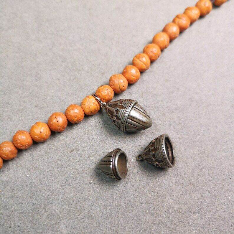 Mala Pendant,Niangla Tsa Tsa Stupa Gau Shrine Amulet - Gandhanra-ART