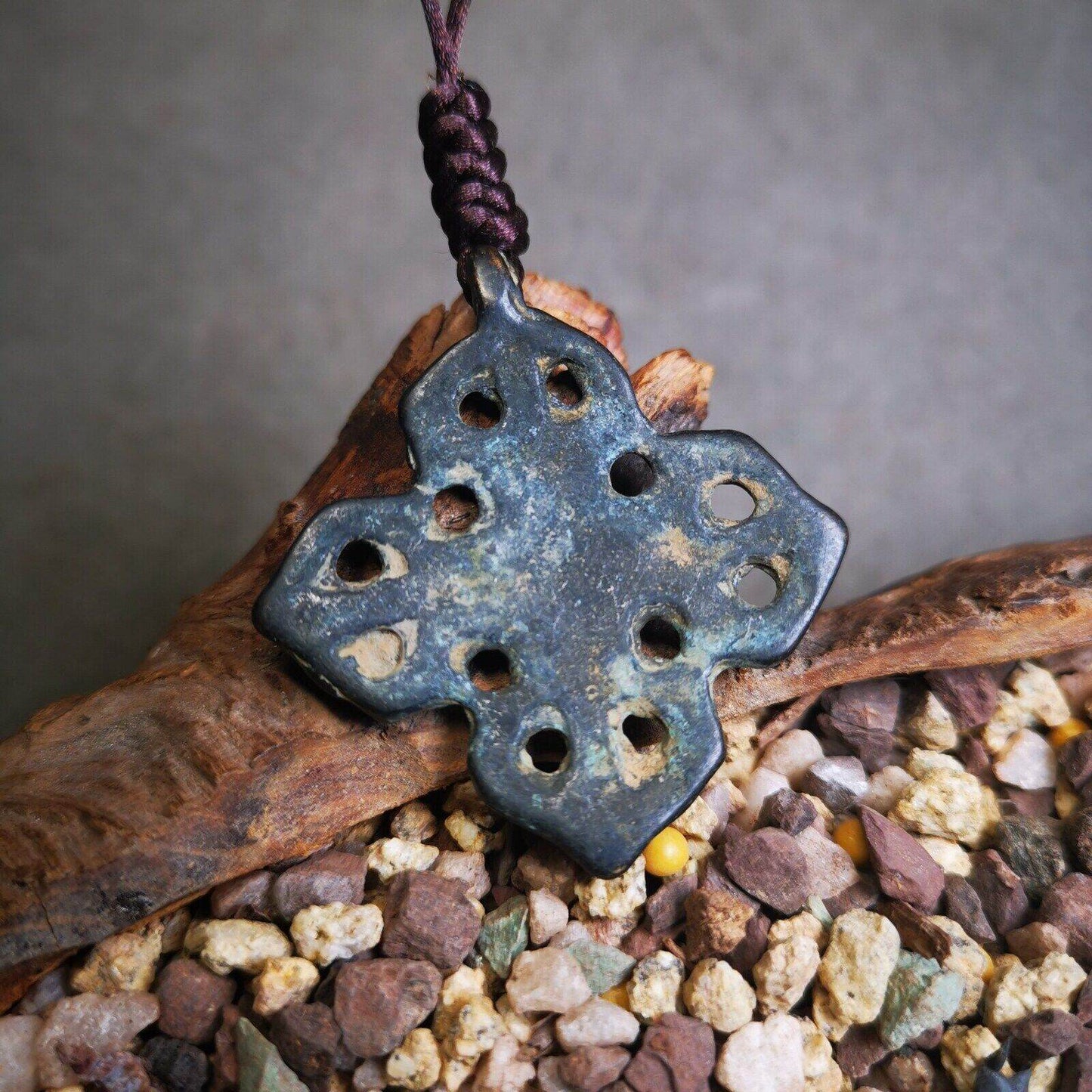 Buddhist Amulet,Cross Vajra Badge, Made of Thokcha - Gandhanra-ART