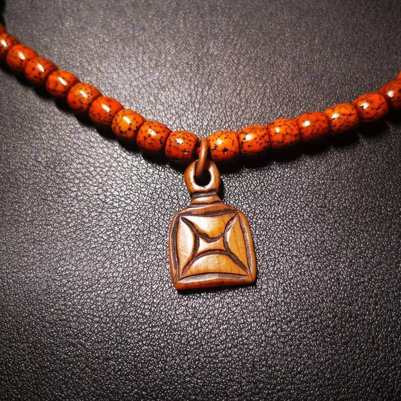 Yak Bone Carved Letter Prayer Bead Pendant - Gandhanra-ART