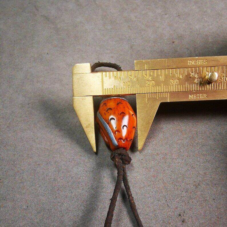 Yak Bone Amulet,Shankha,Conch Pendant for Necklace,Bag Hanging - Gandhanra-ART